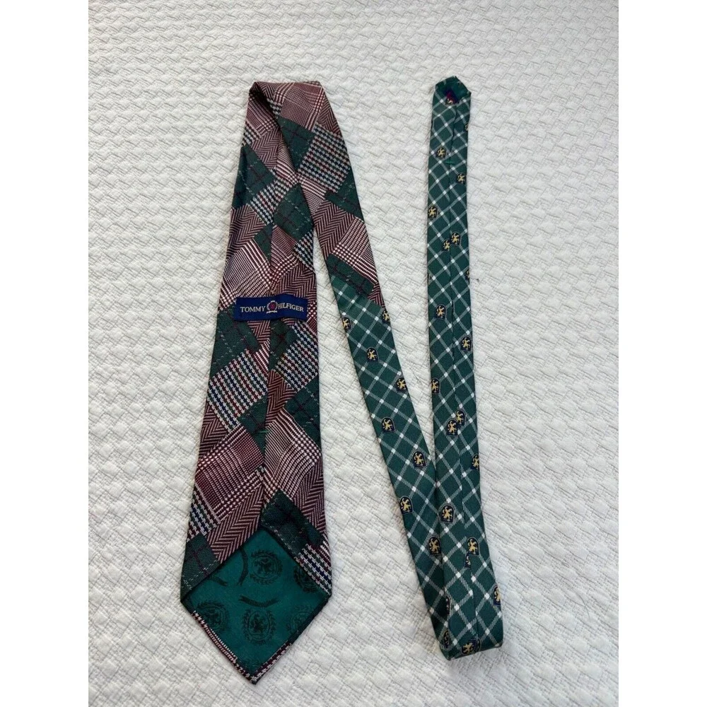 Tommy Hilfiger Italian Silk Patchwork‎ Tie Royal Crest Made in USA 4